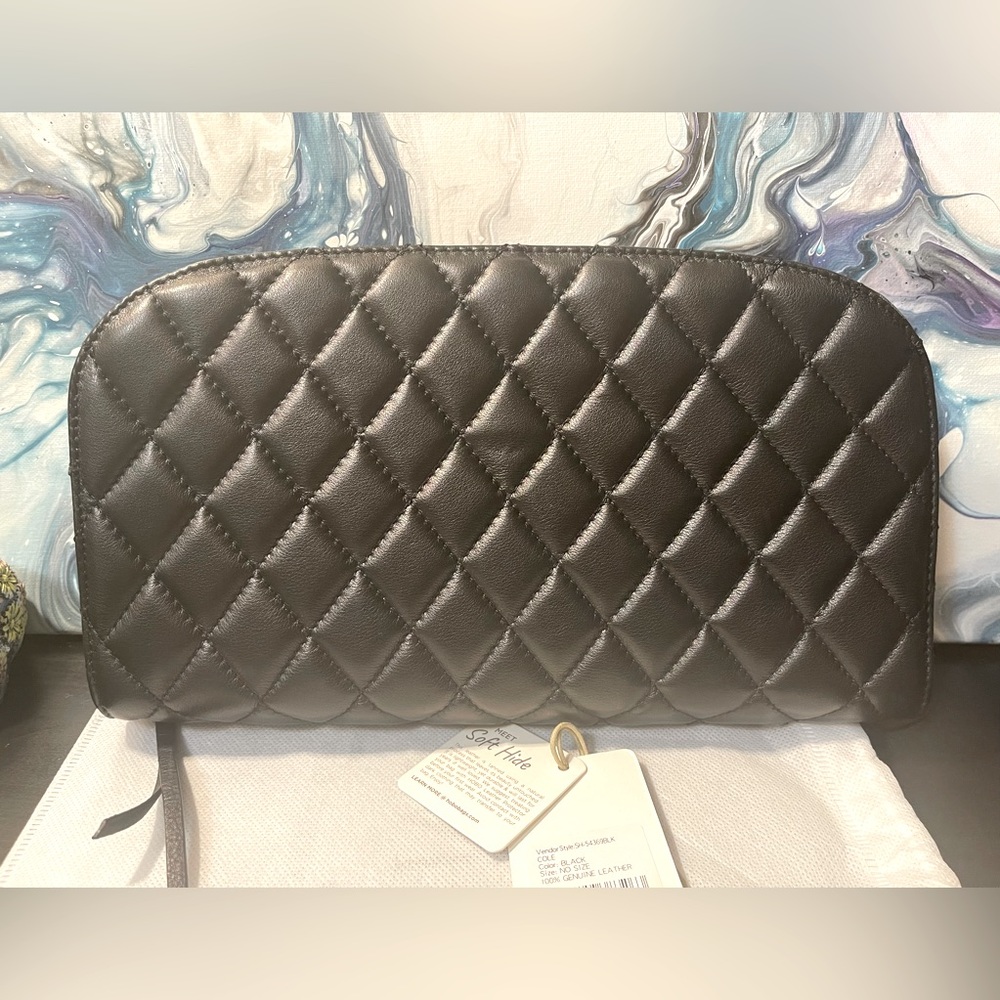 New HOBO Clutch